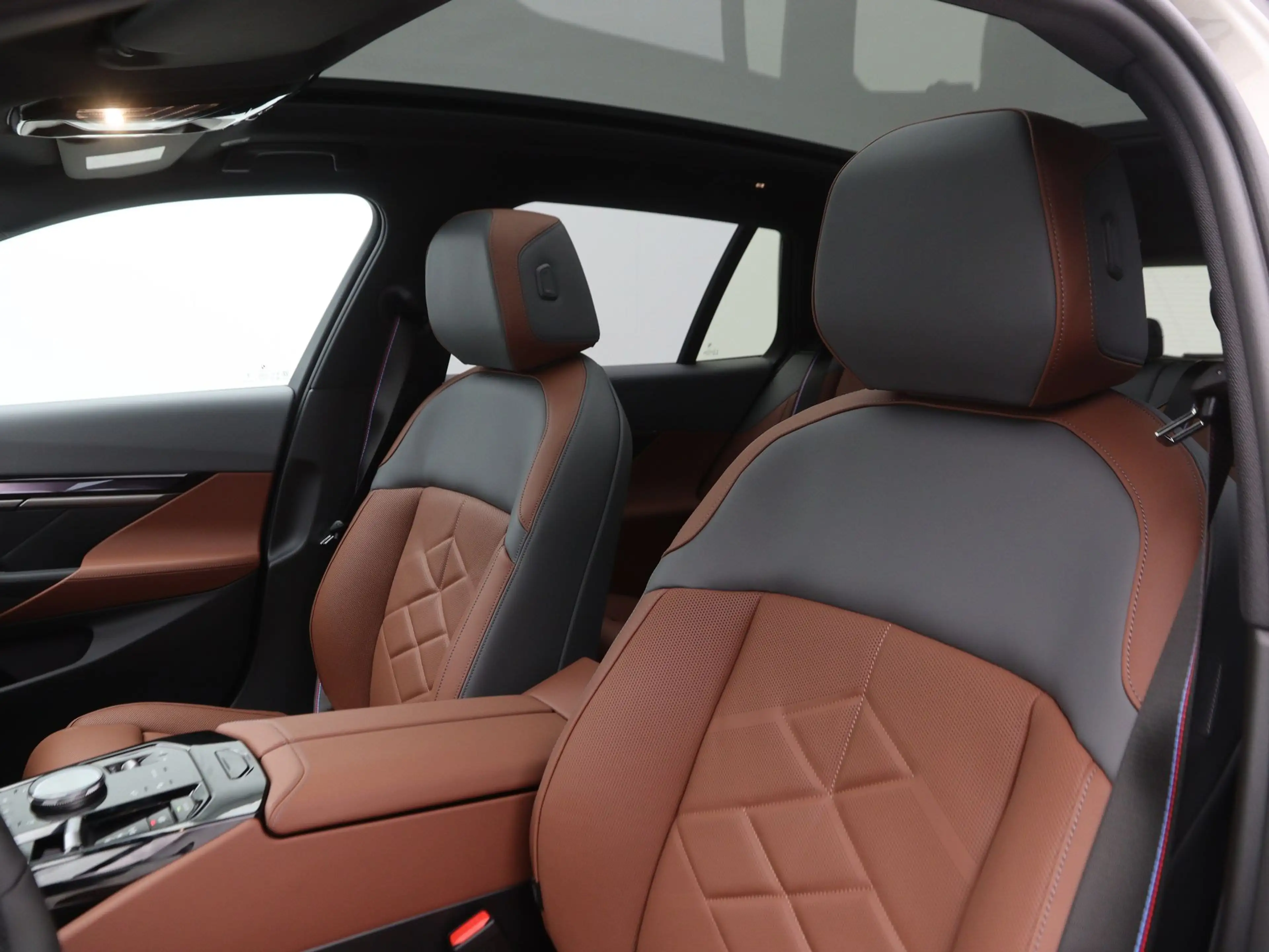 BMW 550 5 Serie Touring 550e xDrive — photo 5