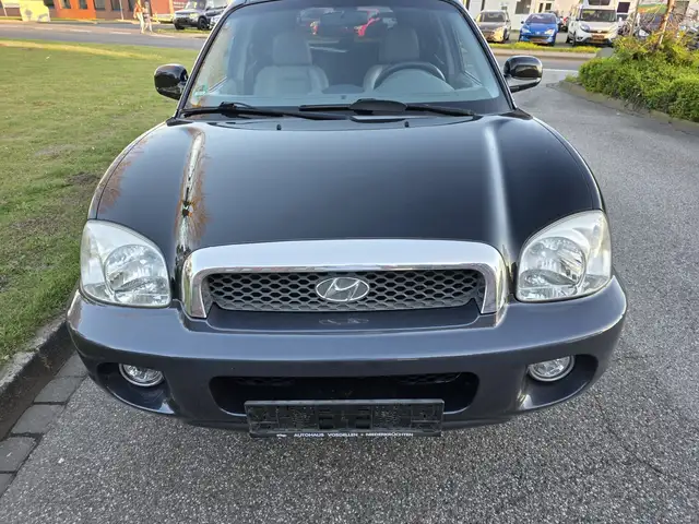 Hyundai SANTA FE 2.4 GLS Team 06 (2WD)
