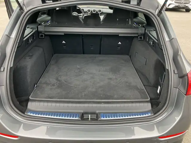 Mercedes-Benz C 300 de 4MATIC T-Modell mit EQ Hybrid Technologie Öster Ansicht 16