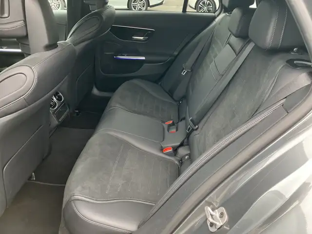 Mercedes-Benz C 300 de 4MATIC T-Modell mit EQ Hybrid Technologie Öster Ansicht 18