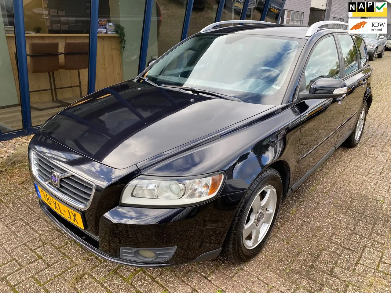 Volvo V50