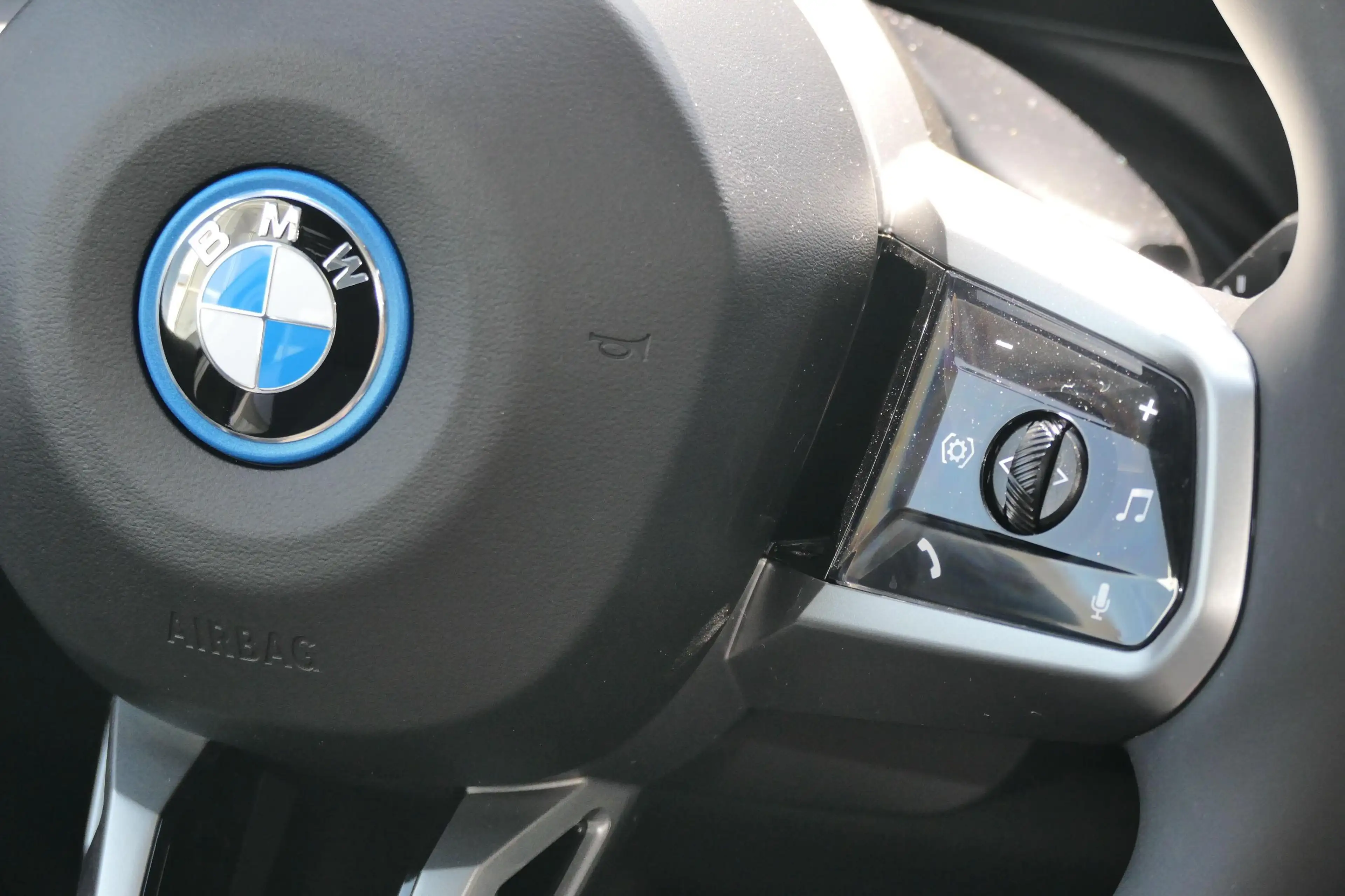 BMW i5 eDrive40 Touring M Sport PRO | — photo 14