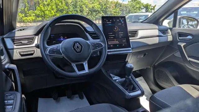 Renault Captur view 5