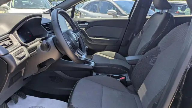 Renault Captur view 11