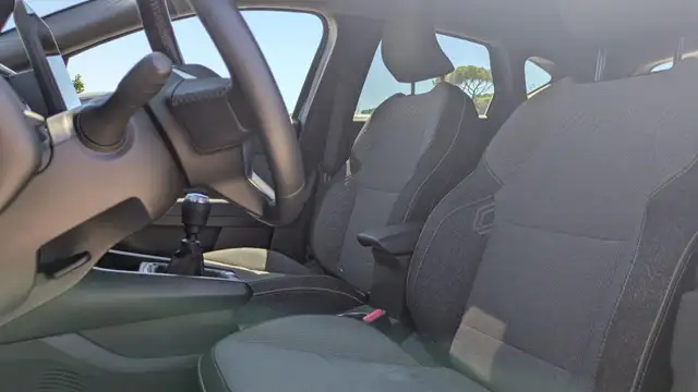Renault Captur view 13