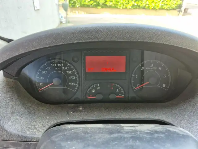 Fiat Ducato view 8