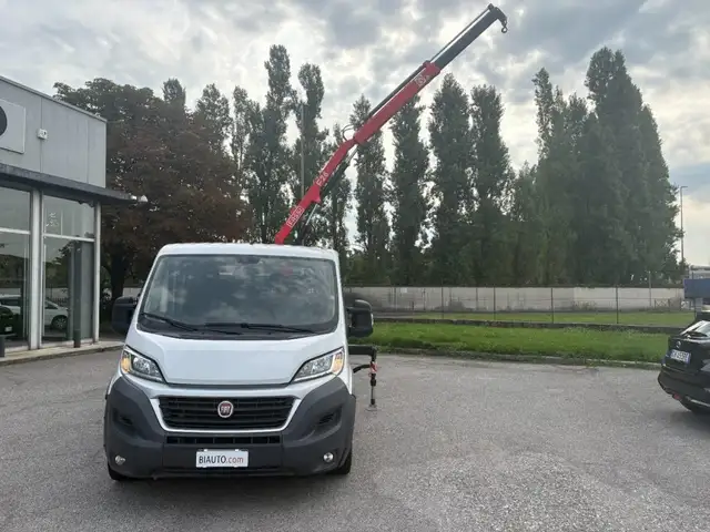 Fiat Ducato view 2
