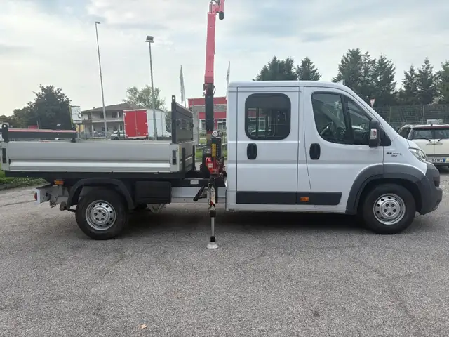 Fiat Ducato view 3