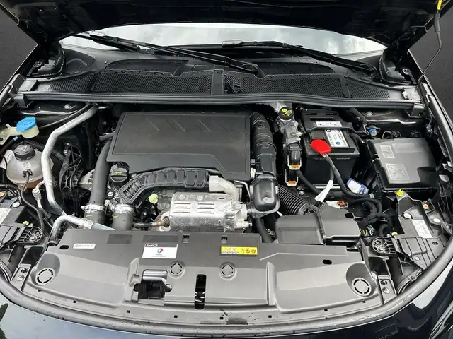 Peugeot 308 view 8