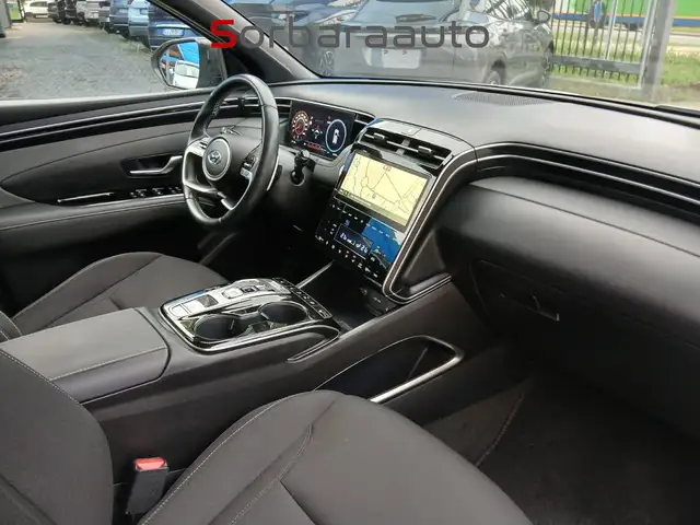 Hyundai Tucson view 17