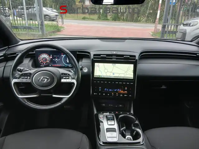 Hyundai Tucson view 18