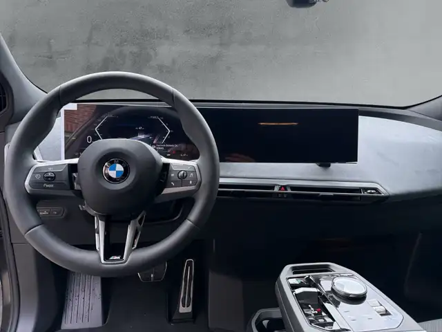 BMW Ix view 10
