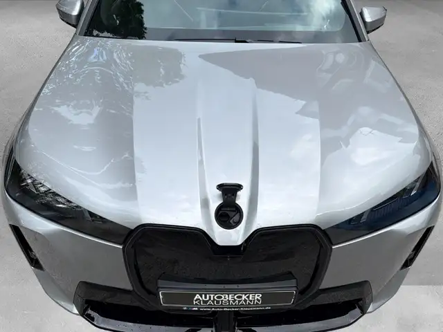 BMW Ix view 14