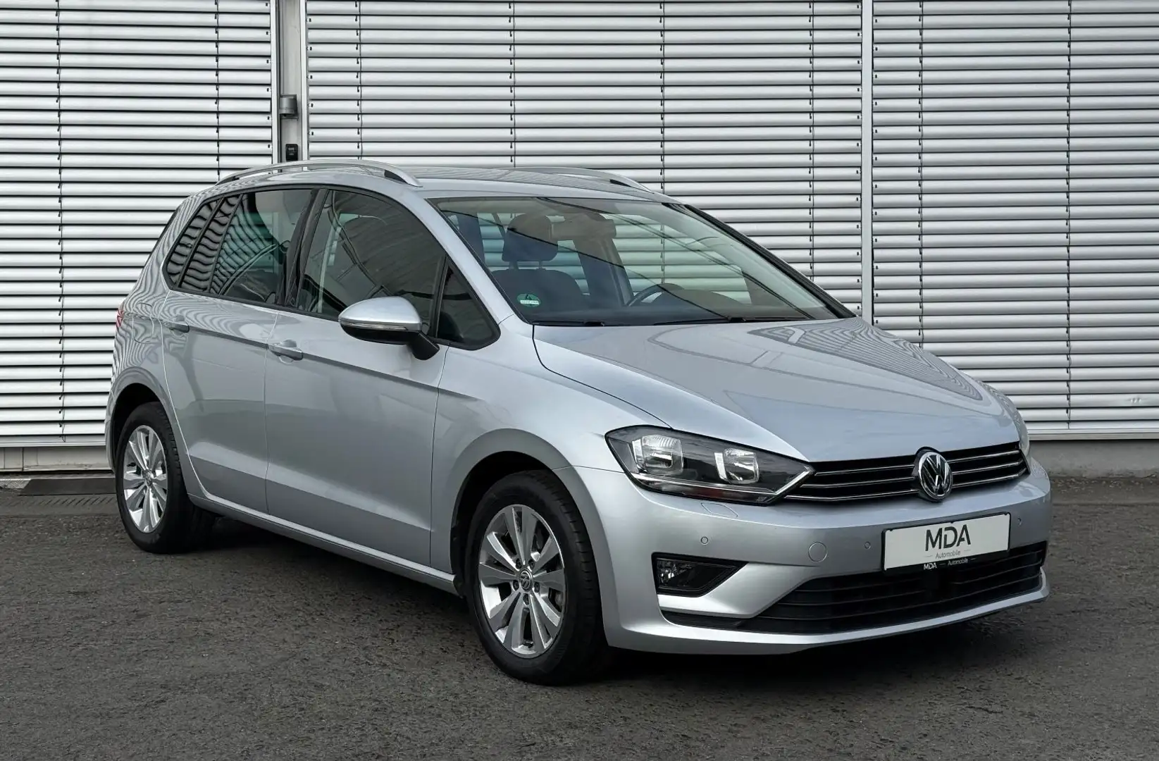 Volkswagen Golf Sportsvan 1.2TSI AUTOMATIK/ACC/COMFORTLINE Silber - 1