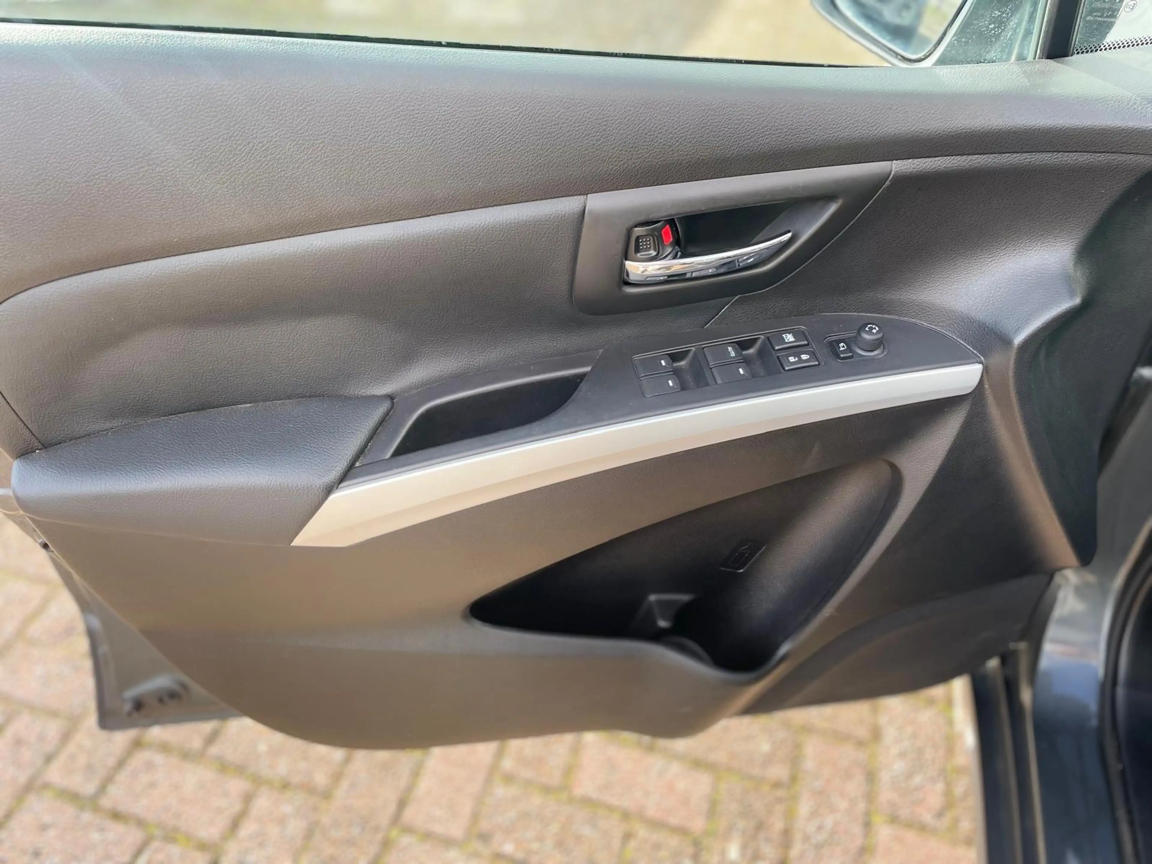 Suzuki S-Cross 1.4 Boosterjet Style Smart Hybrid — photo 6