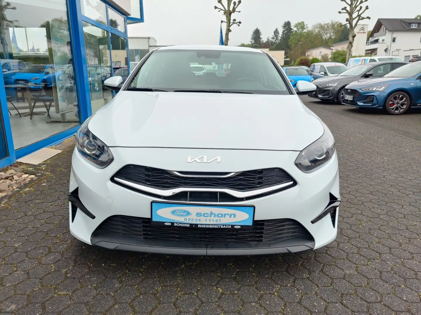 Kia Ceed / cee'd Білий - 2
