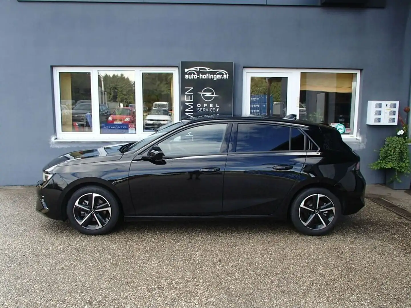 Opel Astra Ultimate  1,2 Auto, Glasdach,.... Schwarz - 1