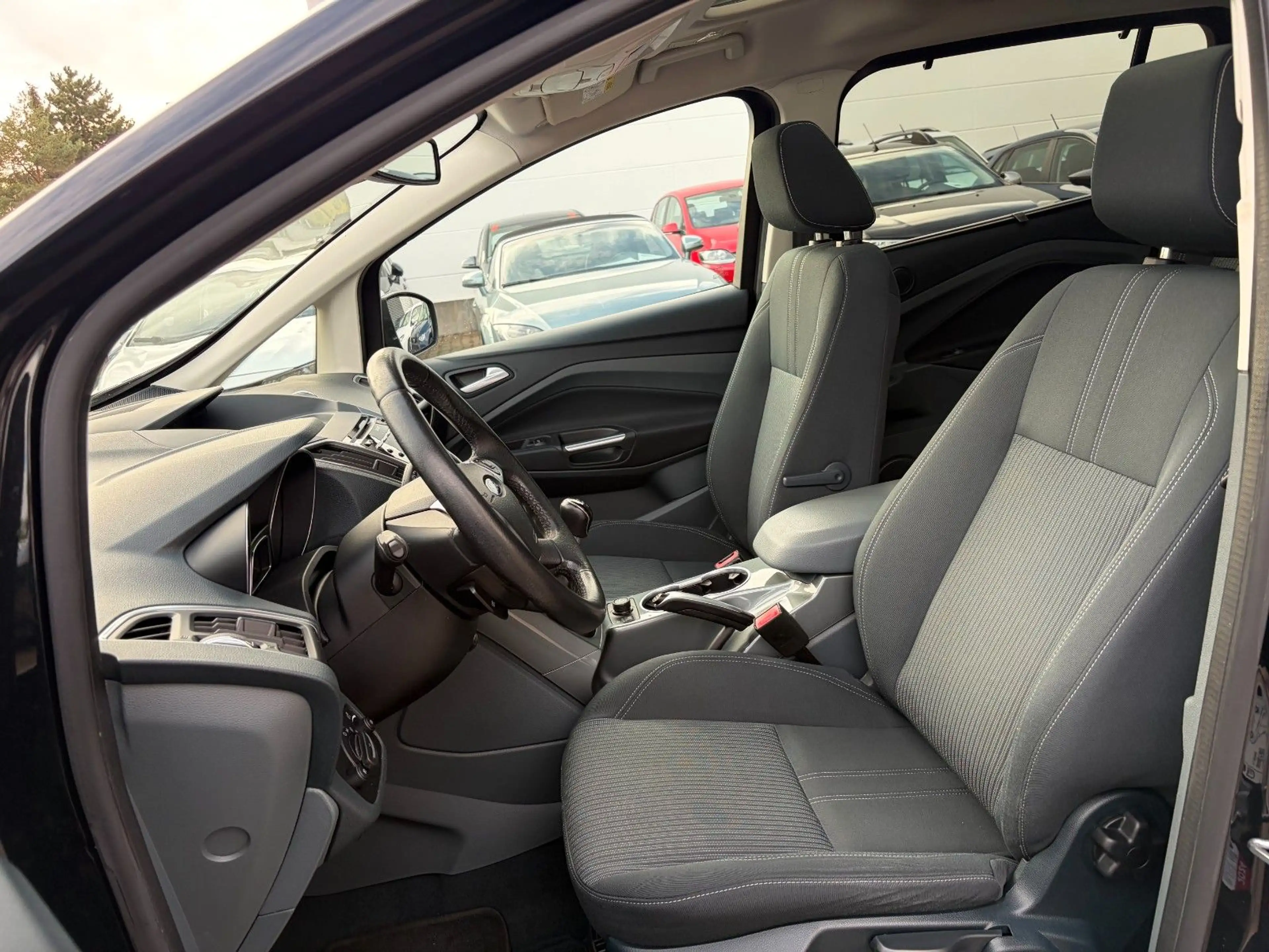 Ford Grand C-Max Grand Titanium*7-SITZER*KAMERA* — photo 13