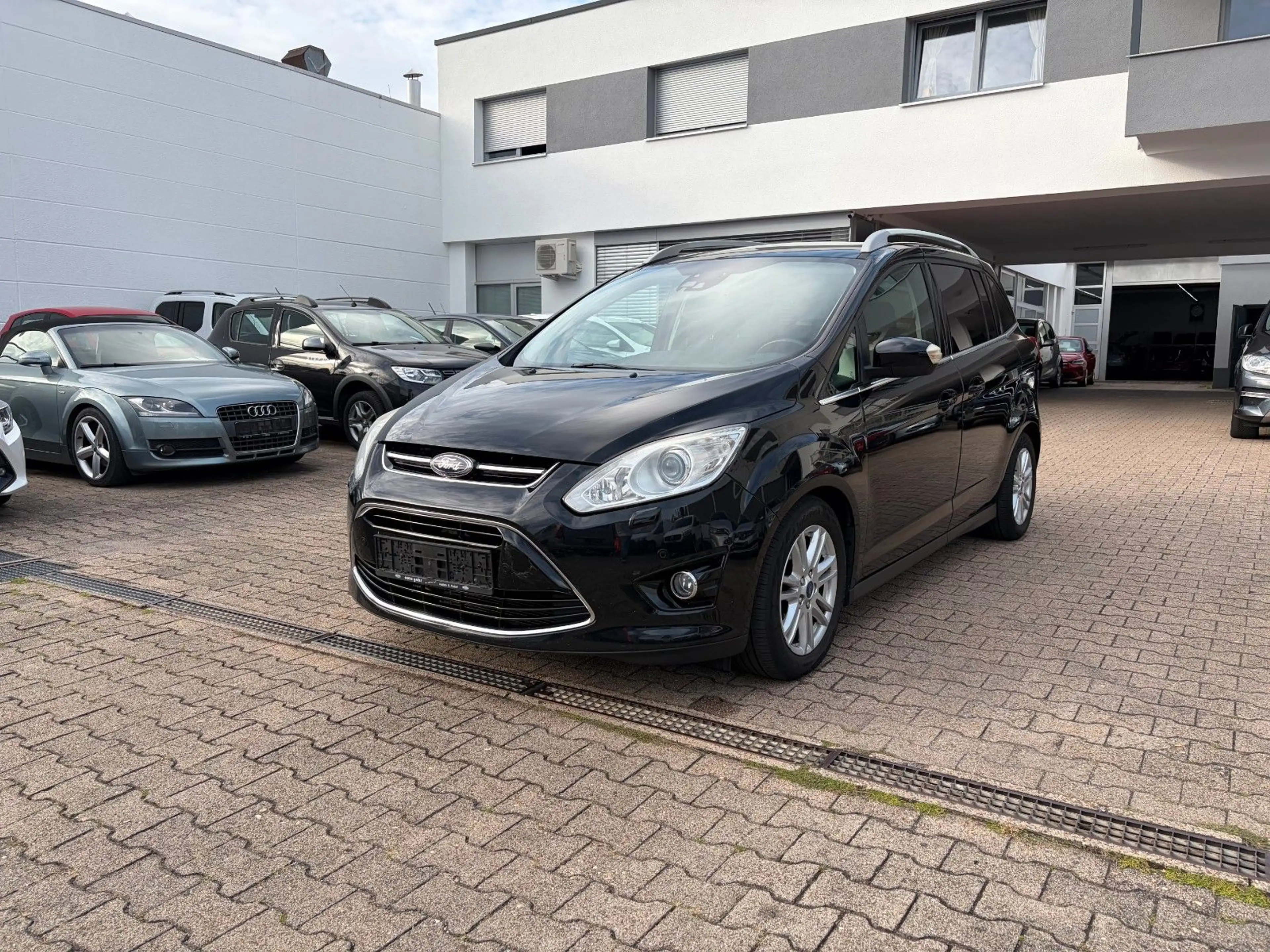 Ford Grand C-Max Grand Titanium*7-SITZER*KAMERA*