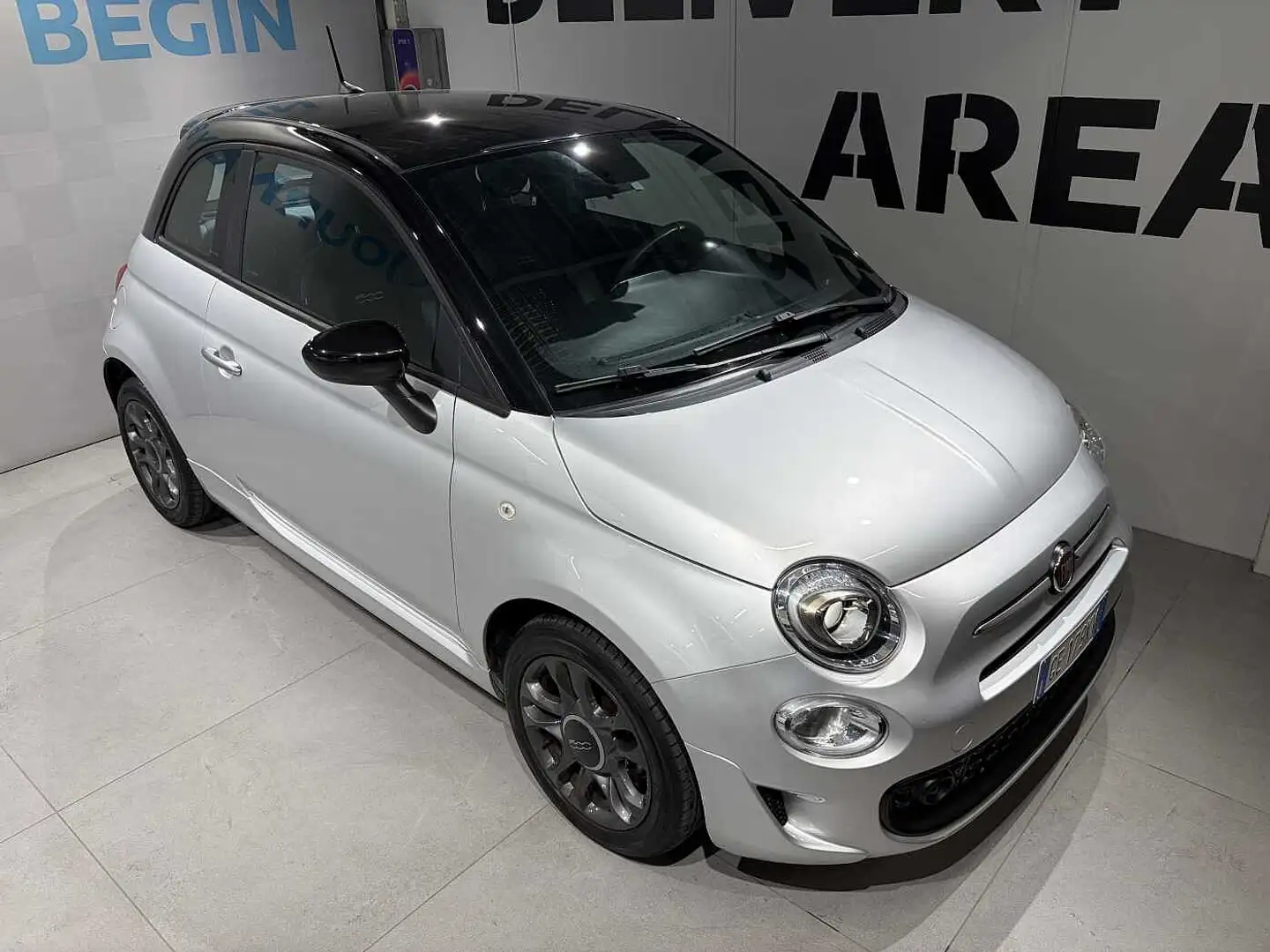 Fiat 500 1.0 Hybrid Sport Grijs - 1