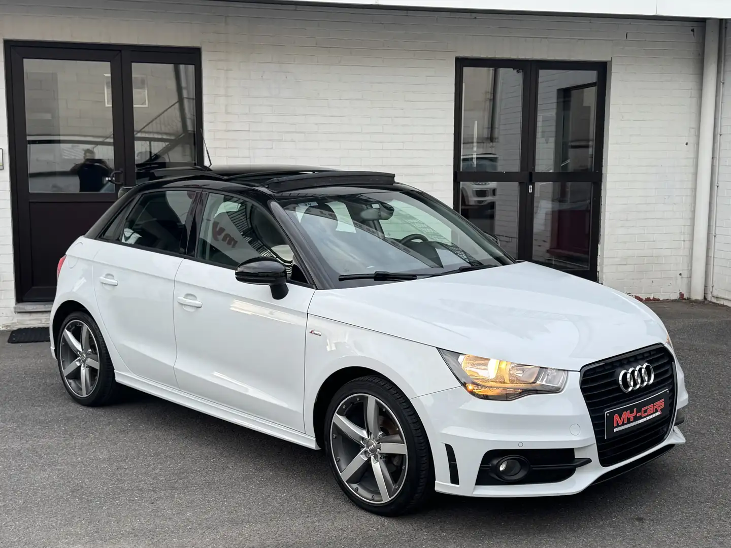 Audi A1 1.6 TDI 5P S-LINE COMPÉTITION PANO GPS CUIR Blanc - 2