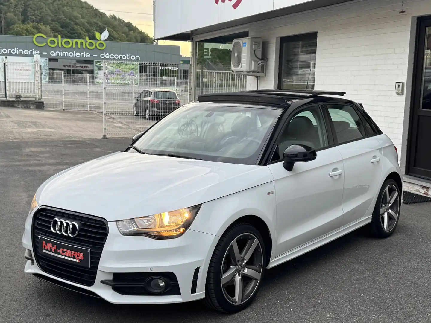 Audi A1 1.6 TDI 5P S-LINE COMPÉTITION PANO GPS CUIR Blanc - 1