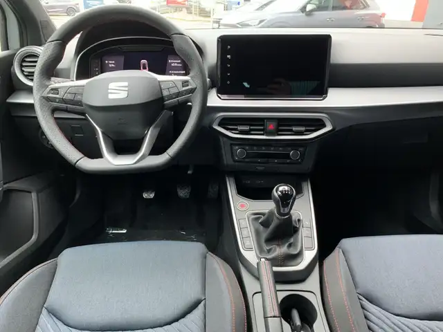 SEAT Arona view 14