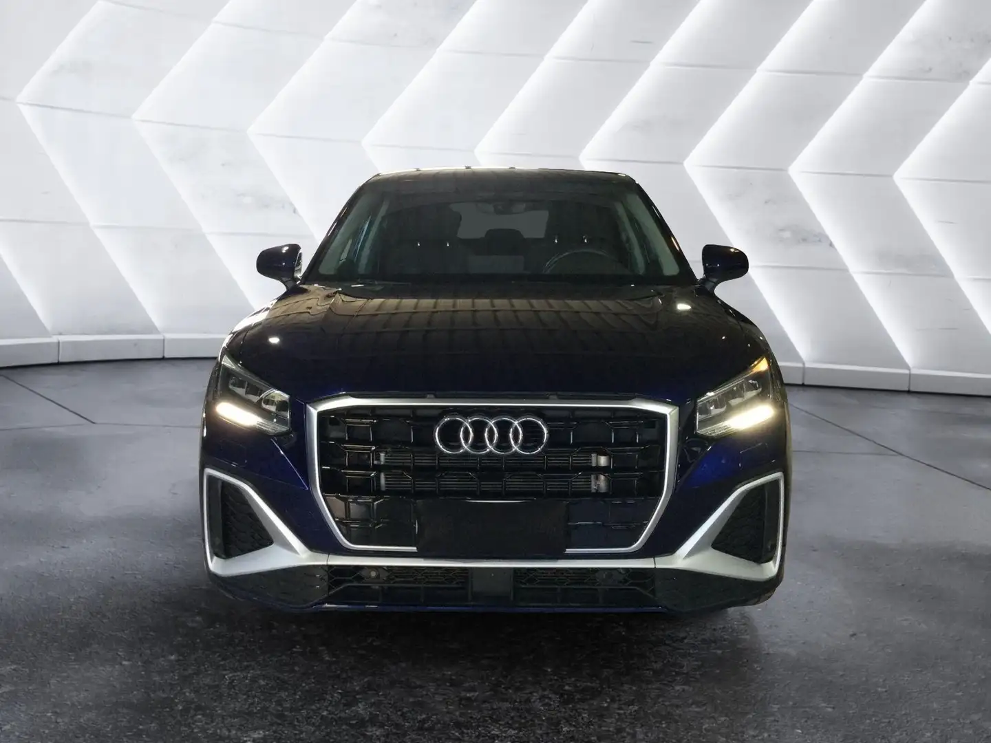 Audi Q2 35 TDI S tronic S line Edition Blu/Azzurro - 2