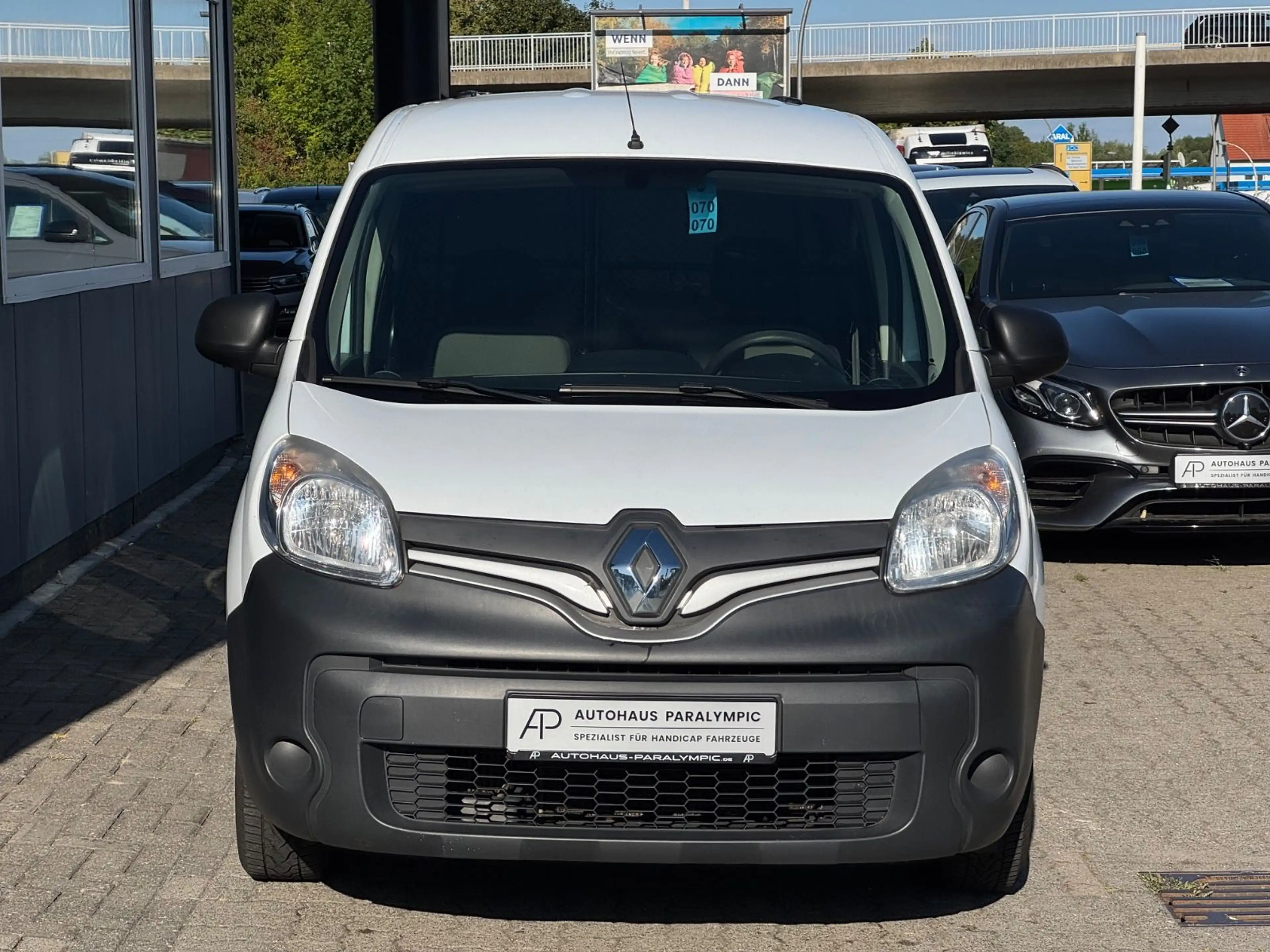 Renault Kangoo Rapid Extra Kasten AHK KLIMA MWST VAT — photo 2