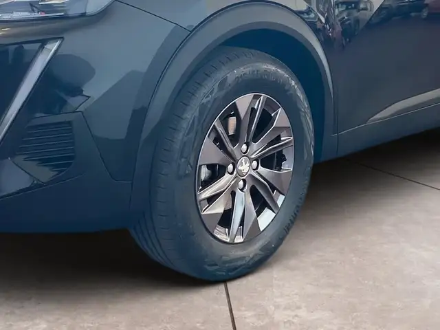 Peugeot 2008 view 15