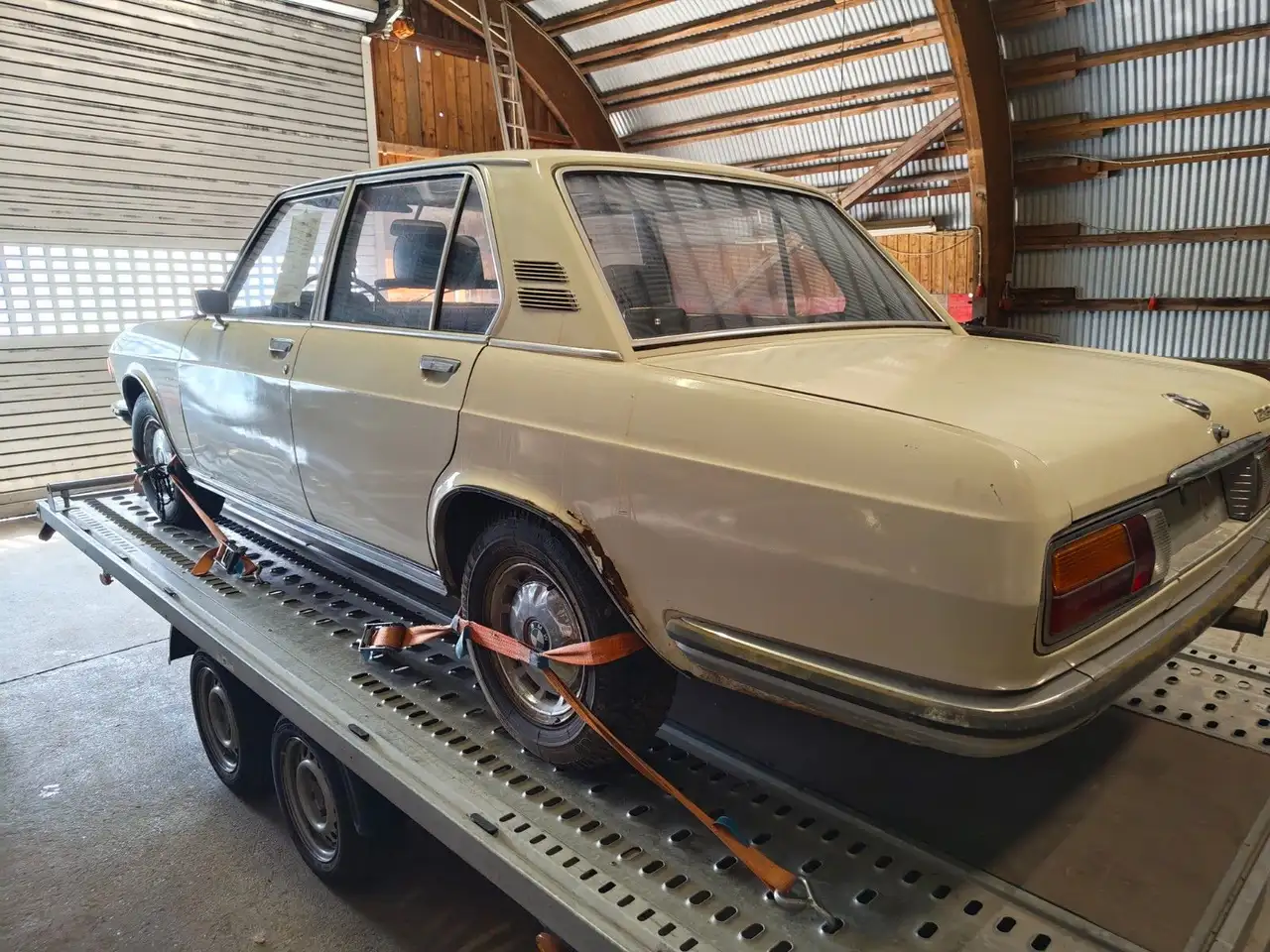 BMW E3 2800 37624 KM Handschalter Scheunenfund, foto 11