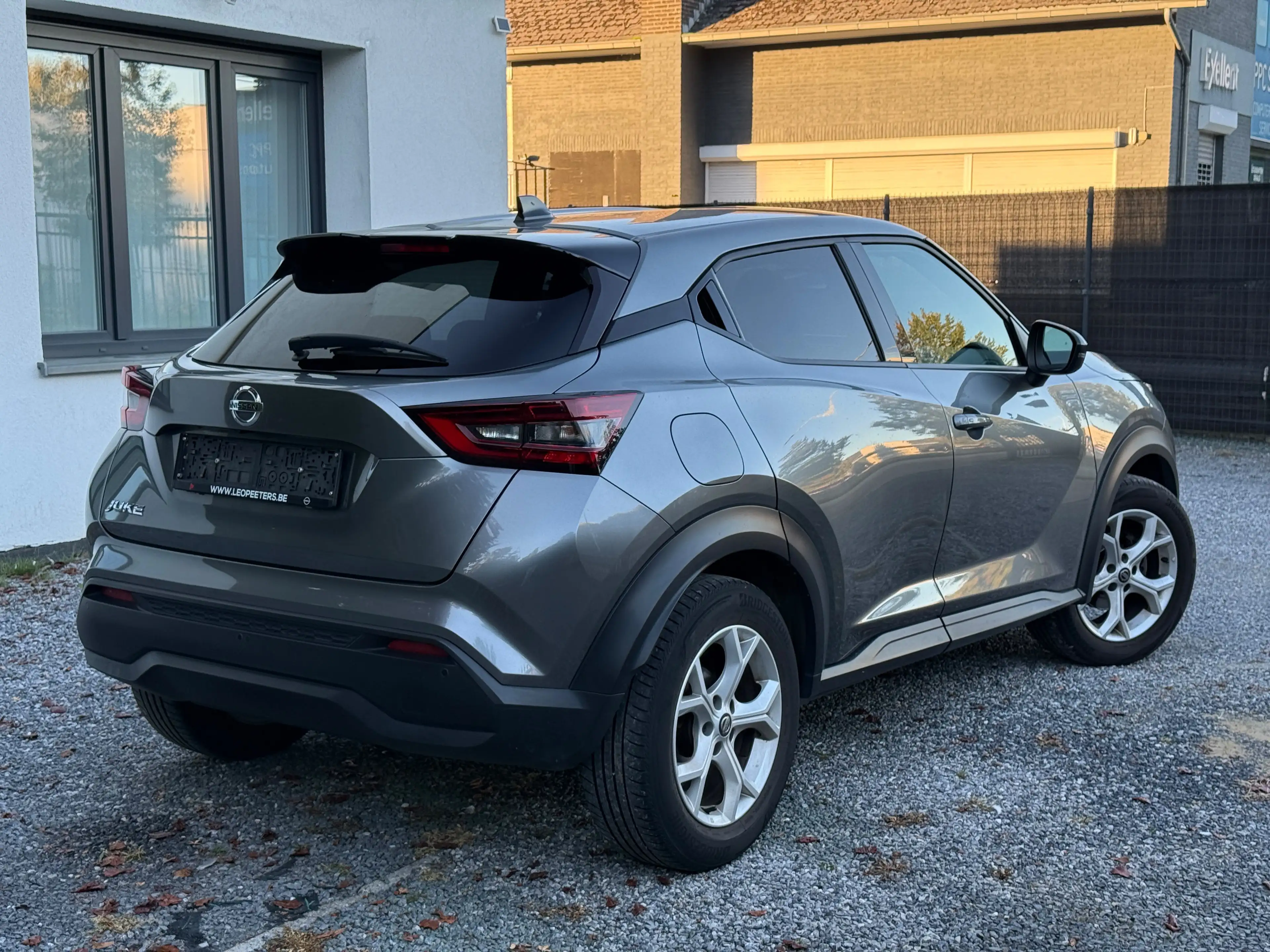 Nissan Juke Juke 1.0 DIG-T 2WD Tekna DCT (EU6AP) — photo 4