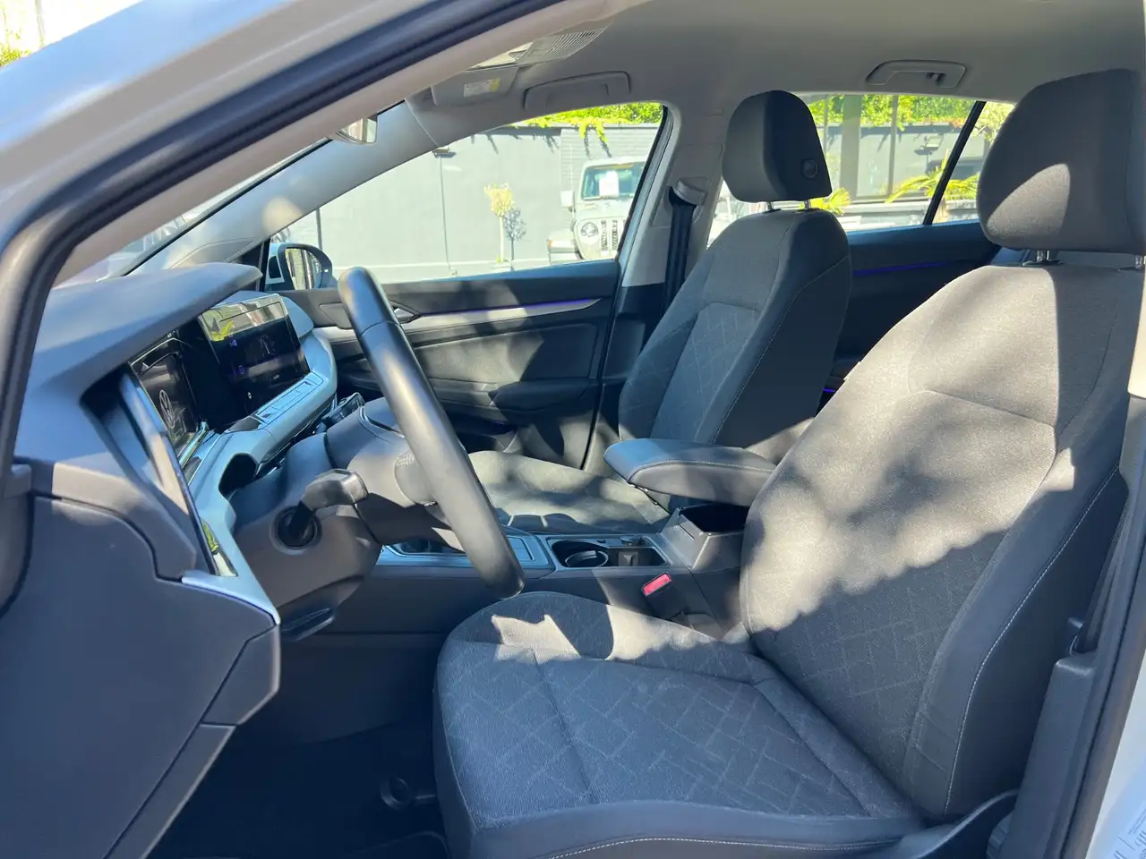 Volkswagen Golf Standard Model — photo 15