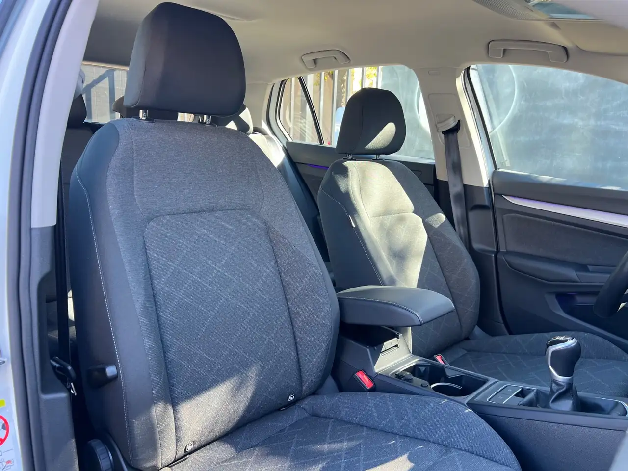 Volkswagen Golf Standard Model — photo 11