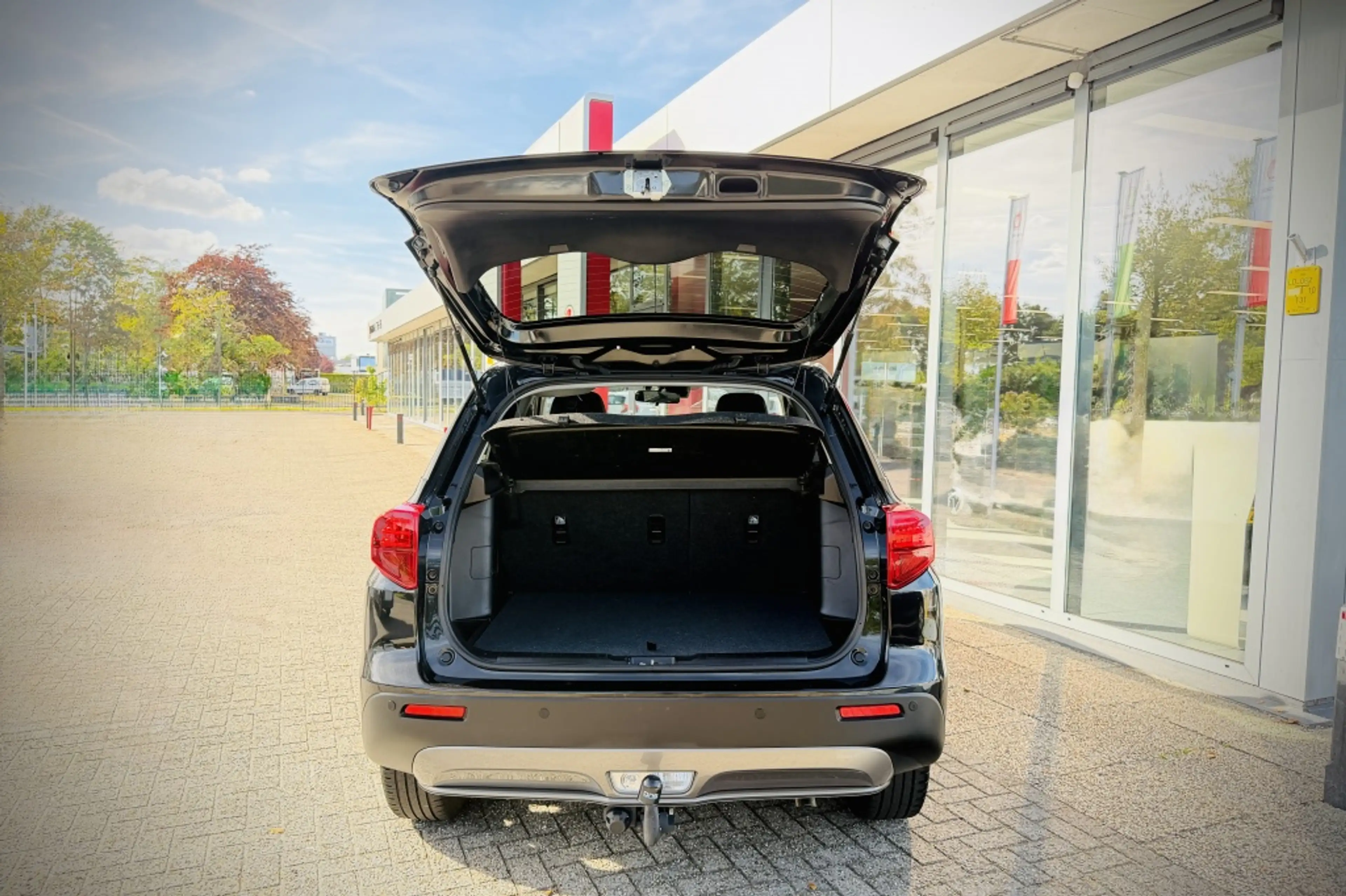 Suzuki Vitara 1.4 B.jet Style Smart Hybrid | TREKHAAL | CAMERA | — photo 12