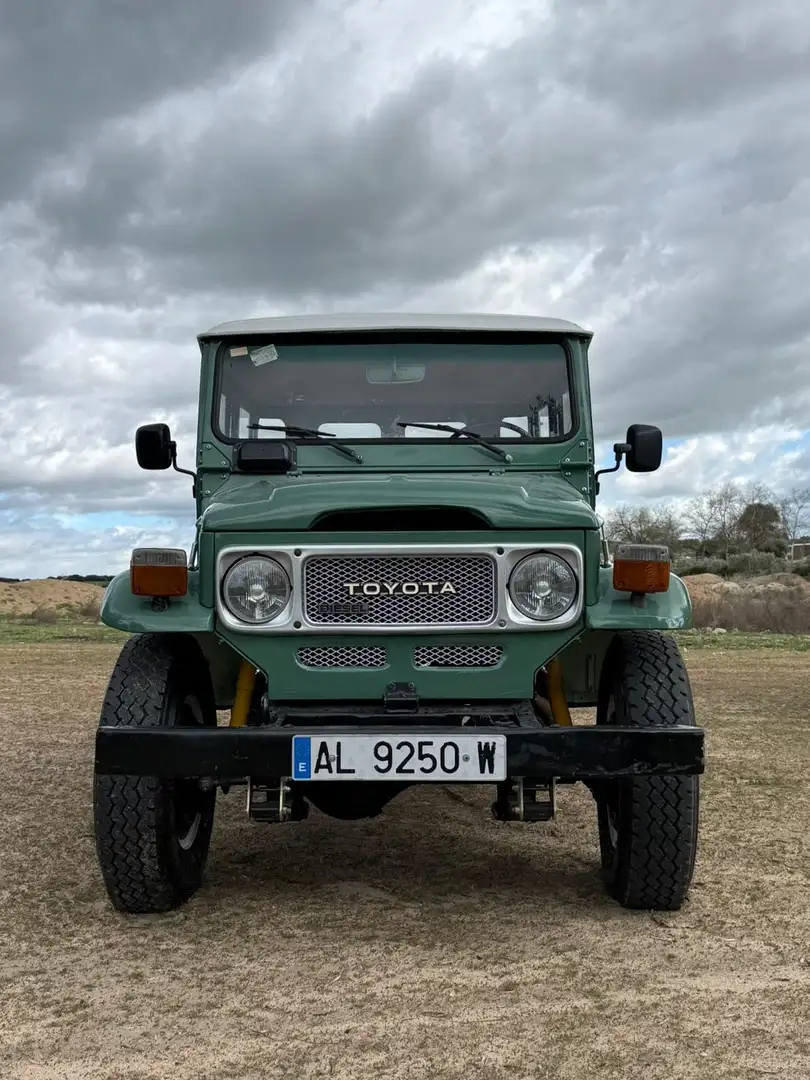Toyota Land Cruiser Hj 45 Largo - 1