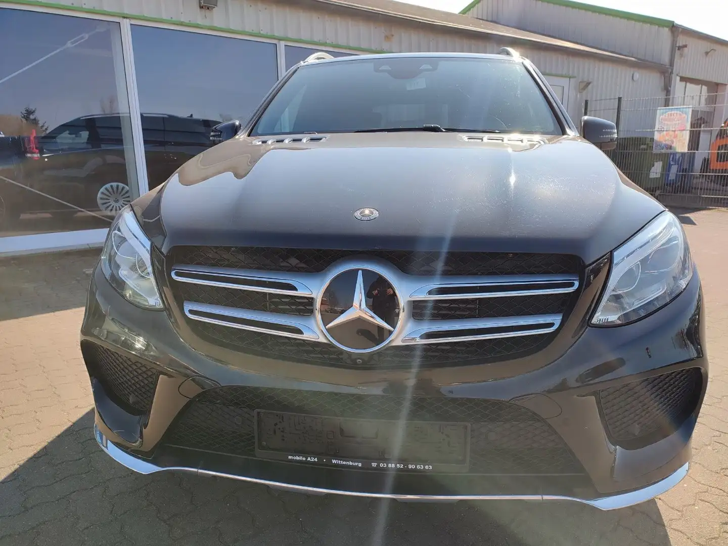 Mercedes-Benz GLE 350 d AMG LINE DISTRONIC PANORAMA 1 HAND Noir - 2