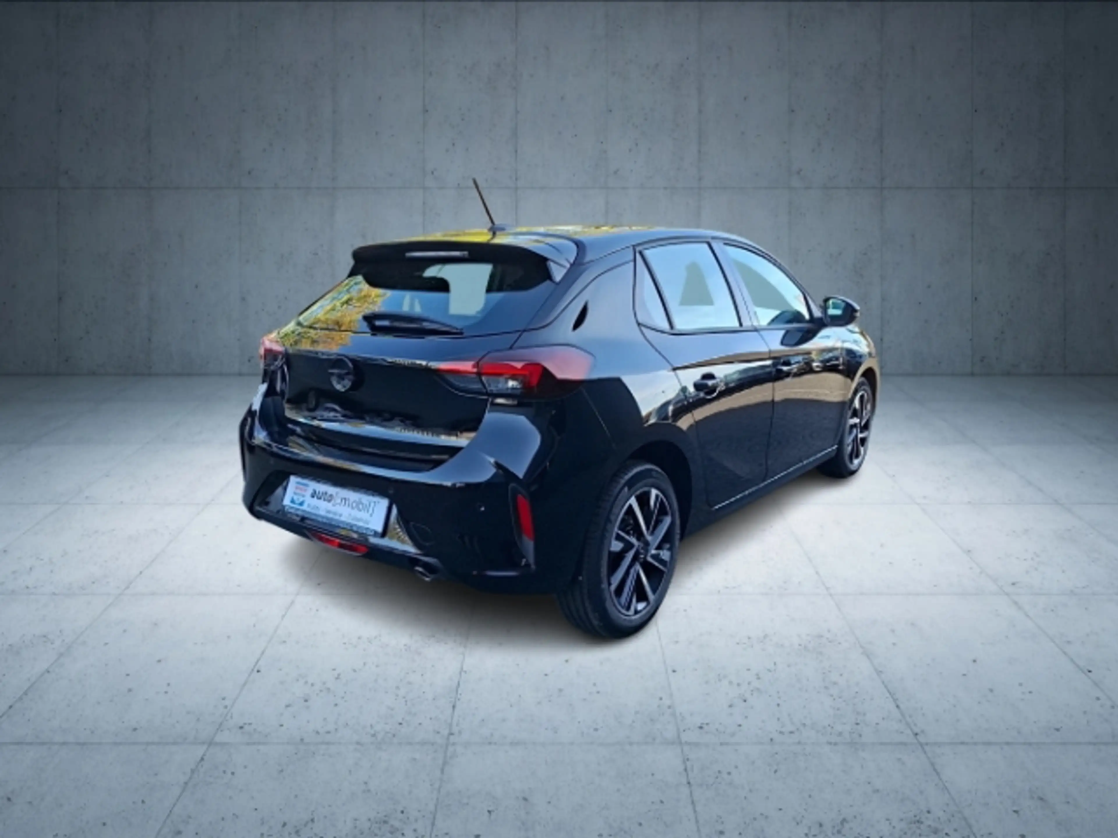 Opel Corsa GS 1.2 Direct Injection Turbo LED+PDC+SHZ — photo 6