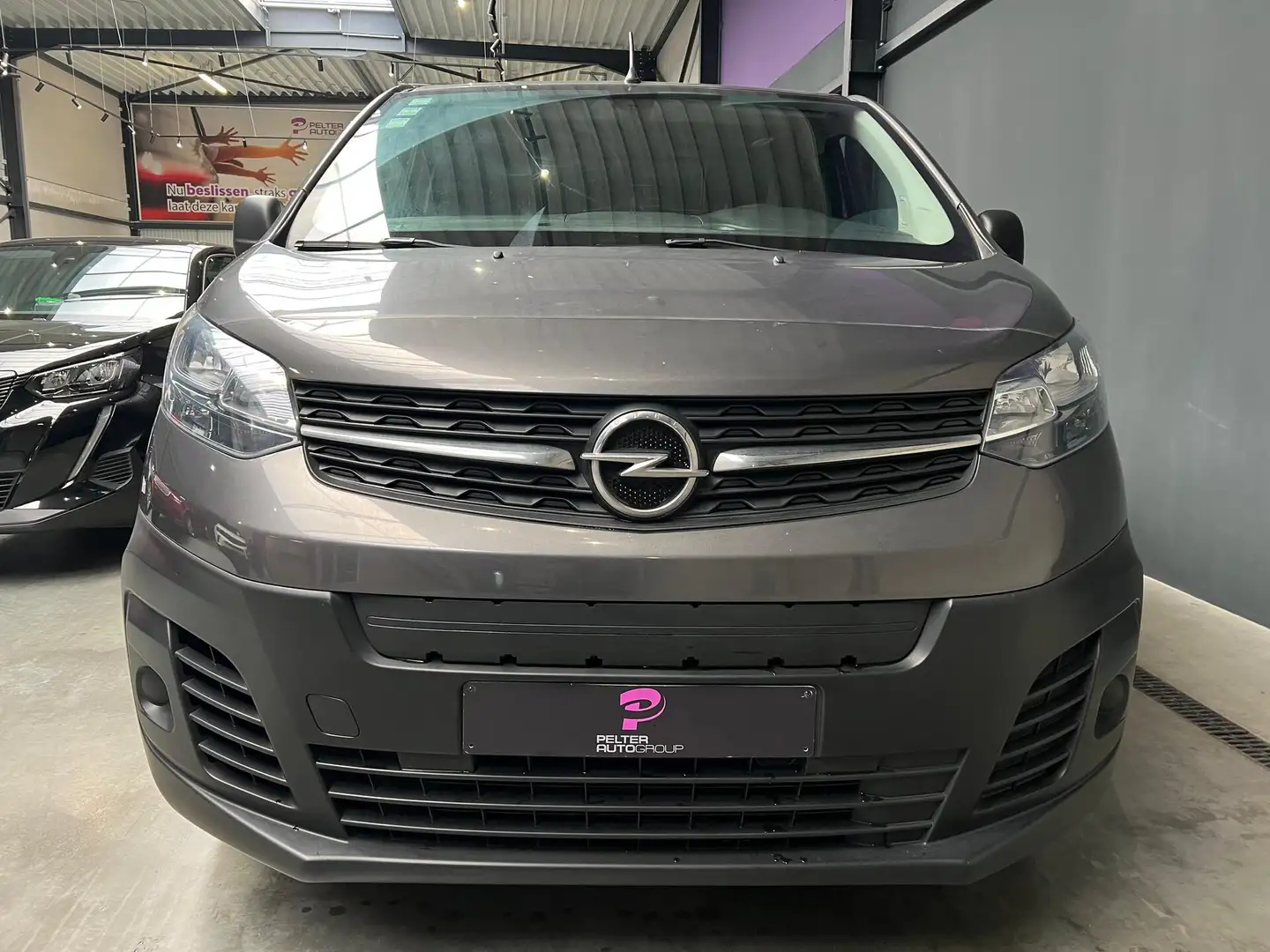 Opel Vivaro E50 KWh L1H1 136pk Bj.2022 Gris - 2