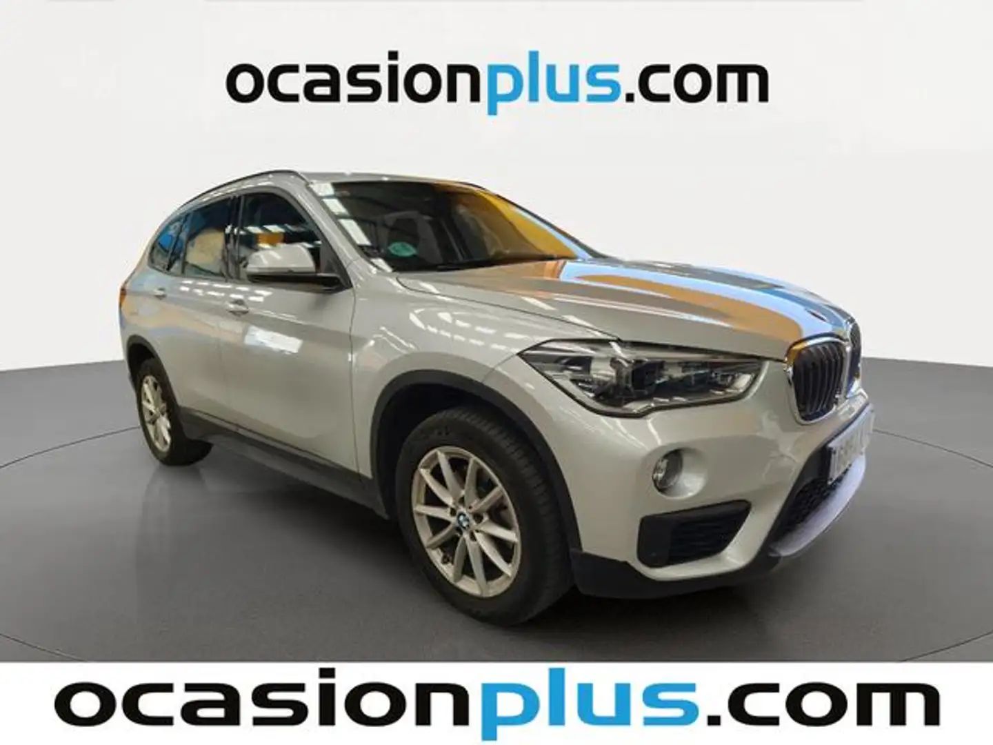 BMW X1 sDrive 18dA Plateado - 2