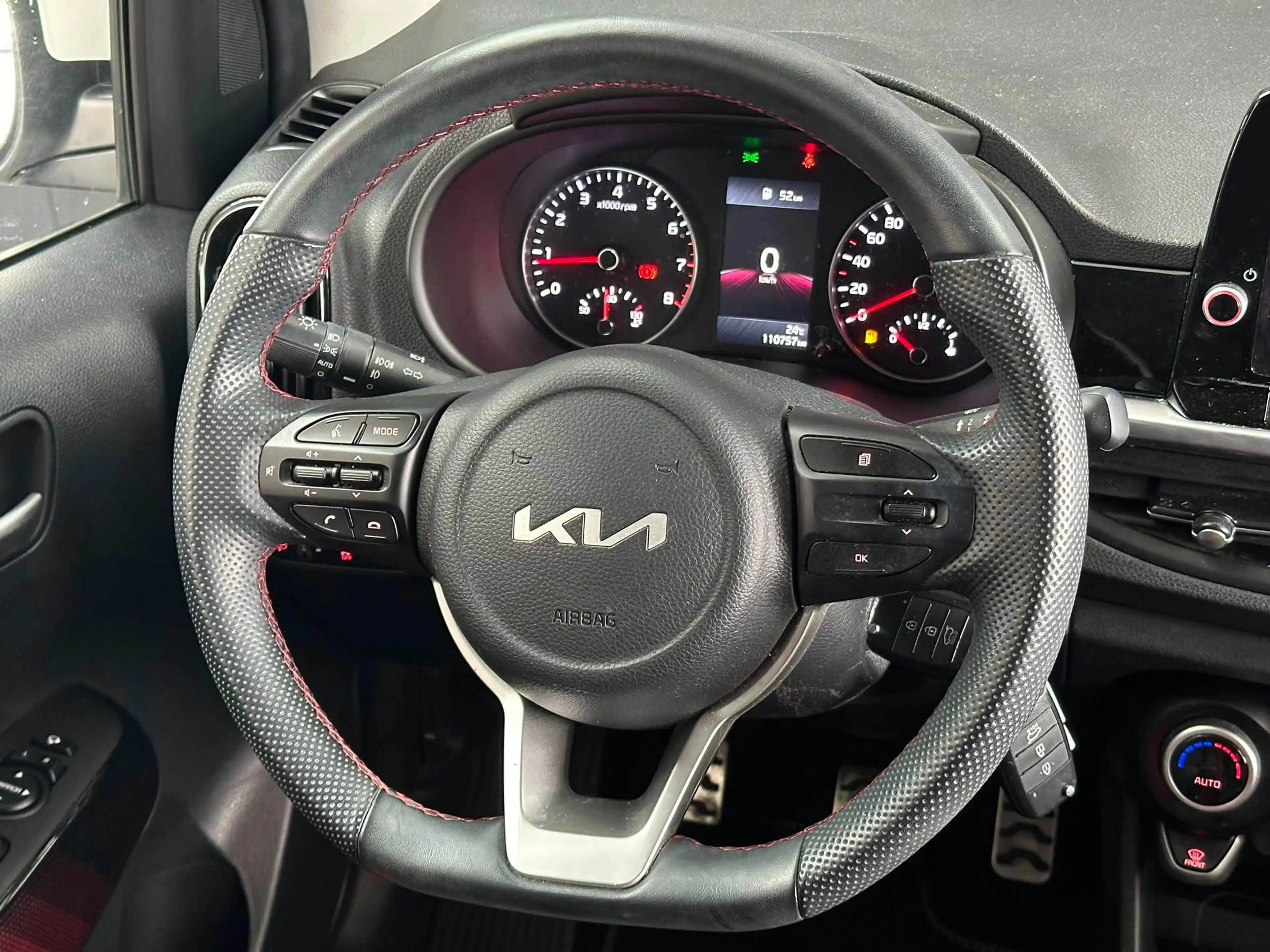Kia Picanto 🟢1.2 ESSENCE 84CV GT LINE - GPS - CUIR - CAMERA — photo 11