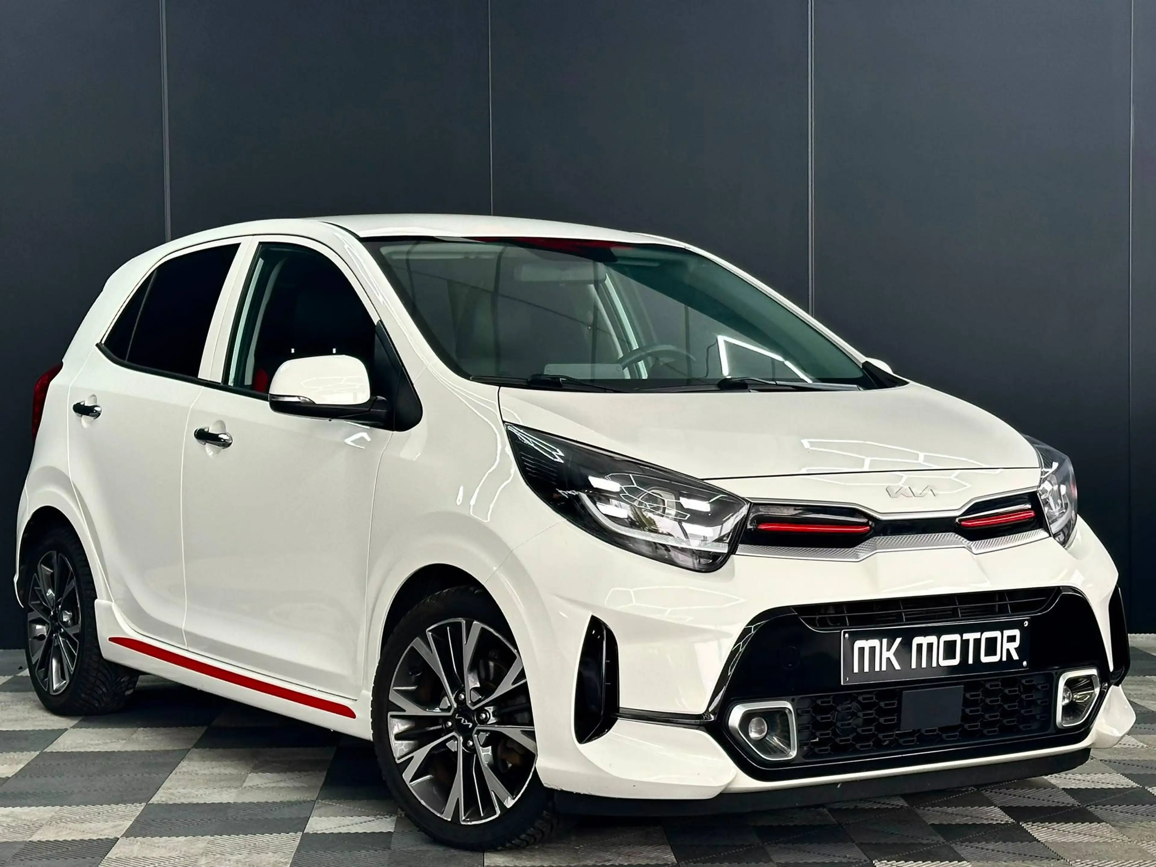 Kia Picanto 🟢1.2 ESSENCE 84CV GT LINE - GPS - CUIR - CAMERA — photo 2