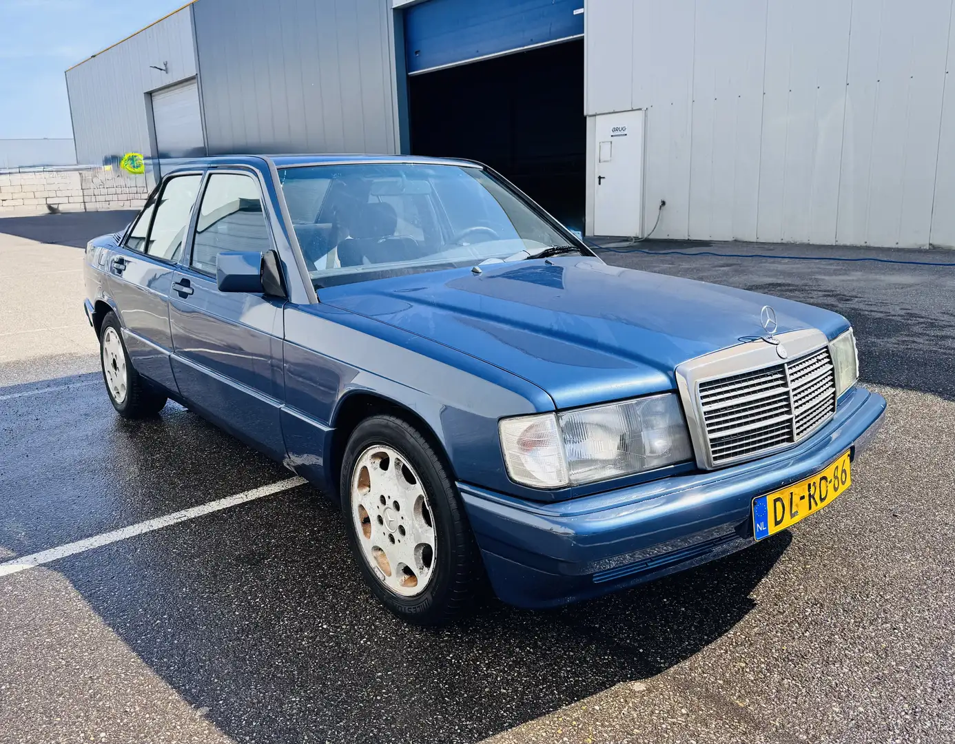 Mercedes-Benz 190 190E 1.8 opendak, 5 gang, 1 ste eigenaar Blauw - 2
