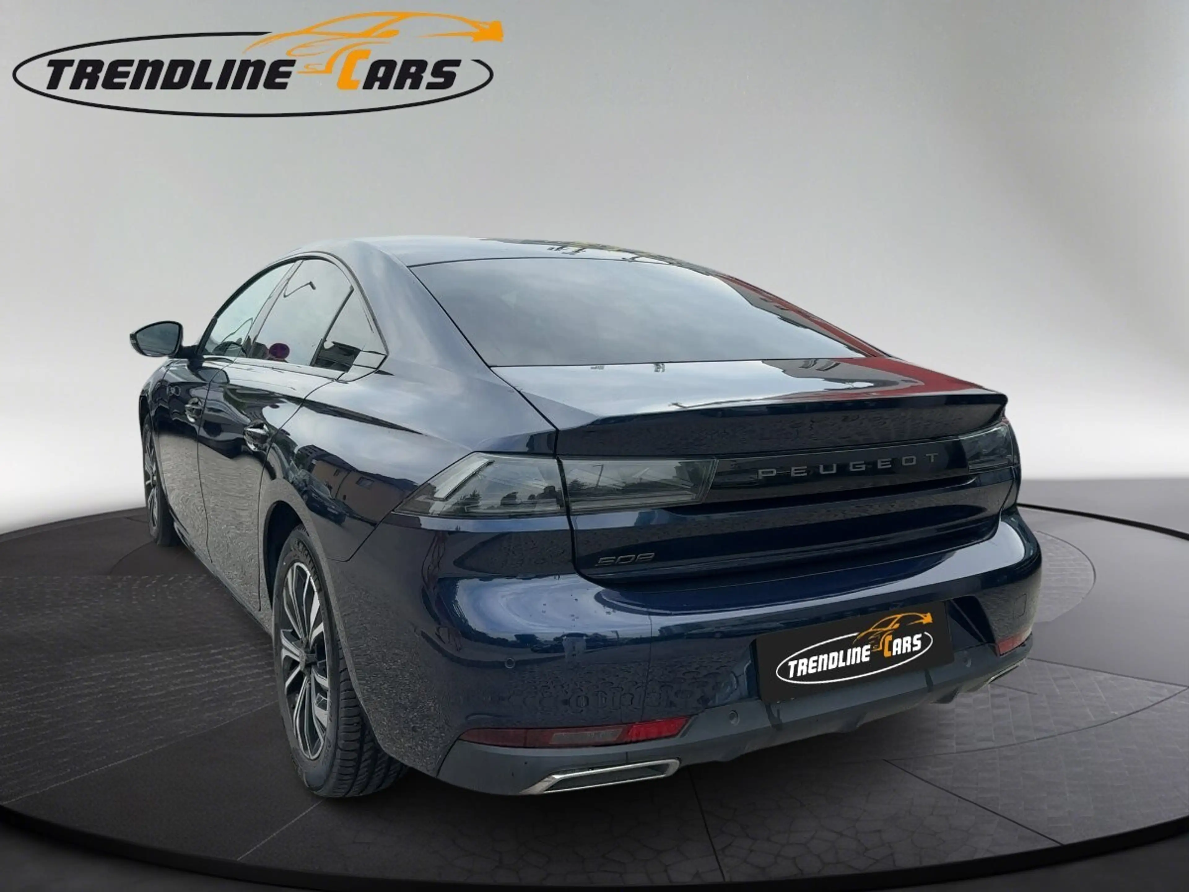 Peugeot 508 PureTech 130 EAT8 Allure Pack Aut. — photo 4