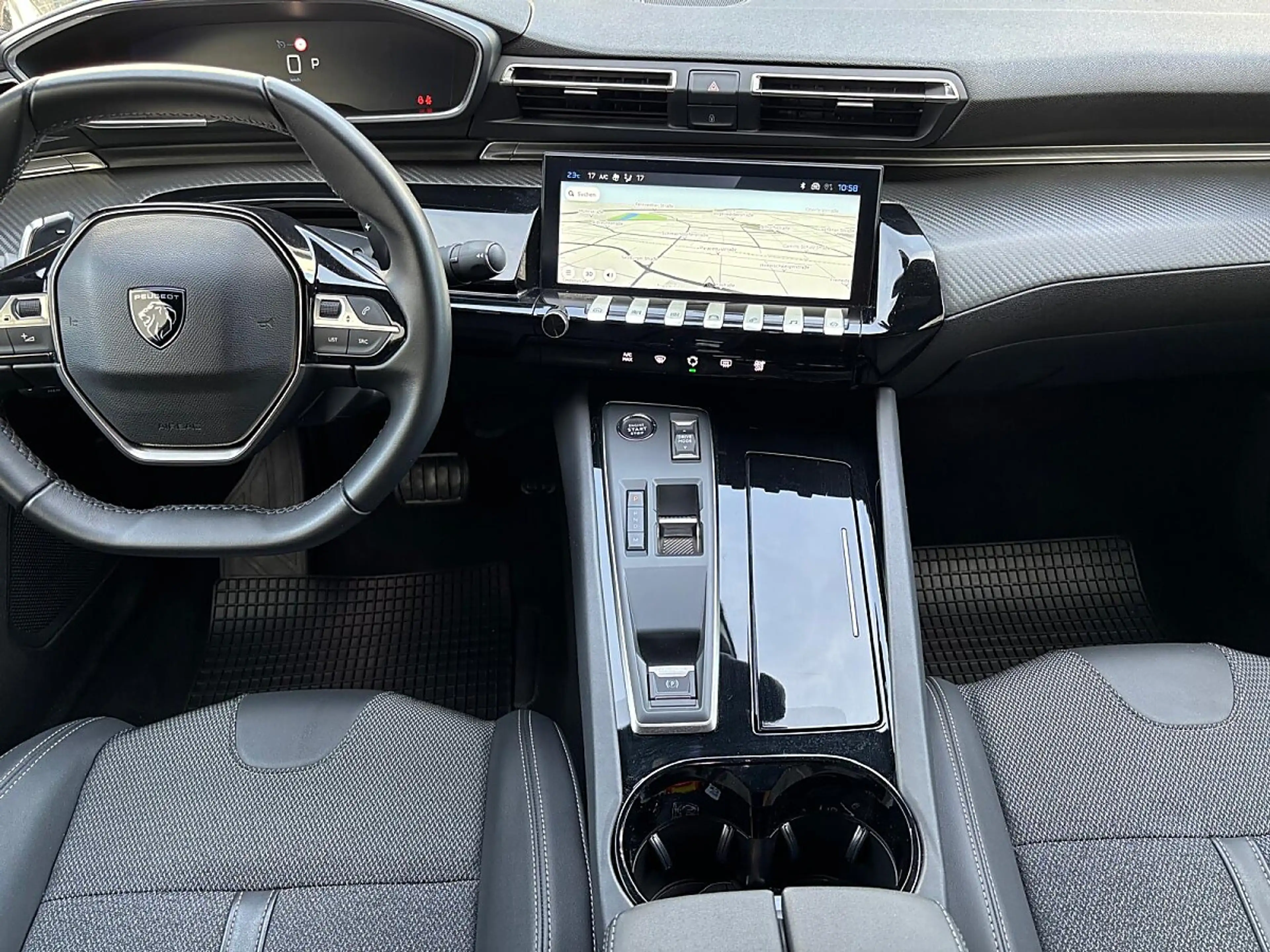 Peugeot 508 PureTech 130 EAT8 Allure Pack Aut. — photo 9