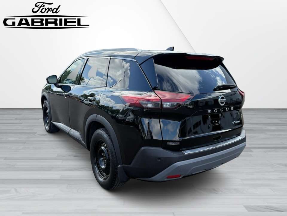 2021 Nissan Rogue SV — снимка 1