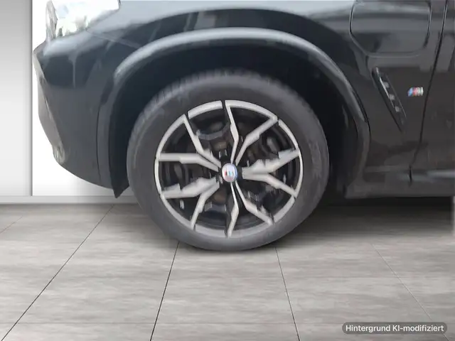 BMW X3 view 6