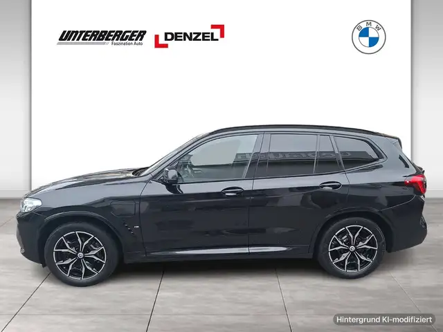 BMW X3 view 3