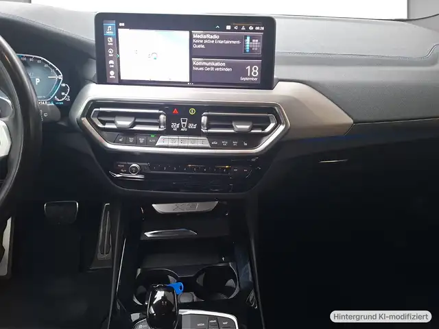 BMW X3 view 8