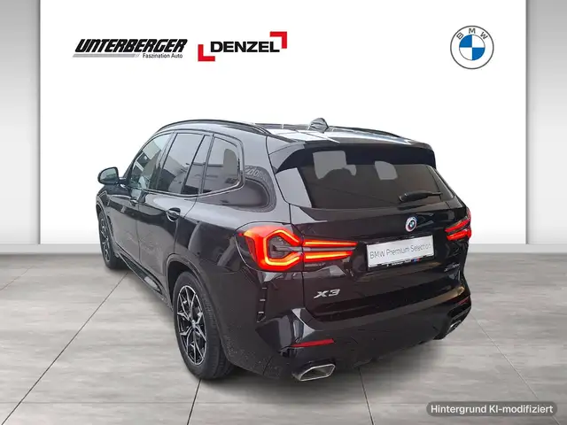 BMW X3 view 4
